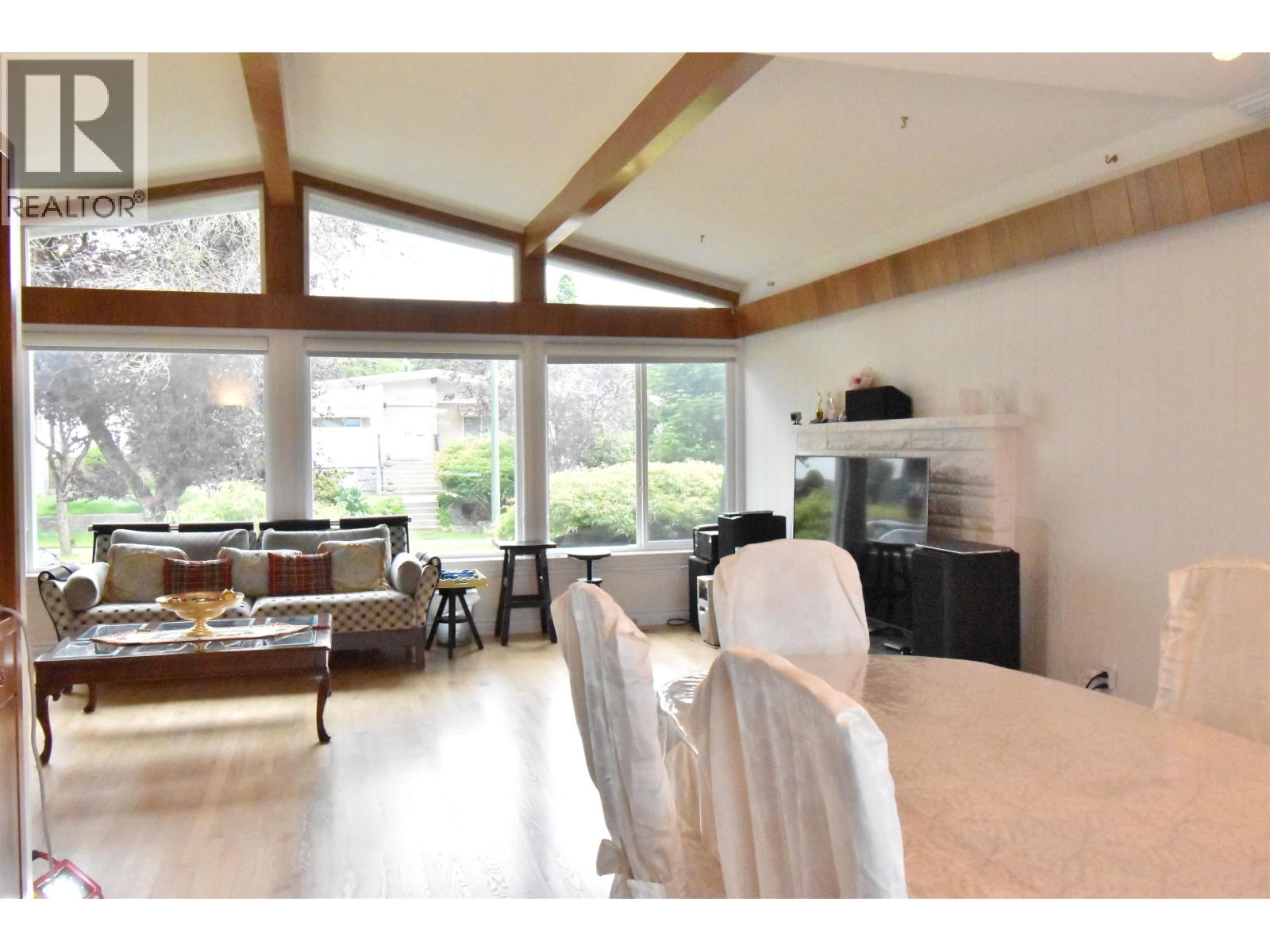 7155 Elmhurst Drive, Vancouver, British Columbia  V5S 2X5 - Photo 4 - R3051704