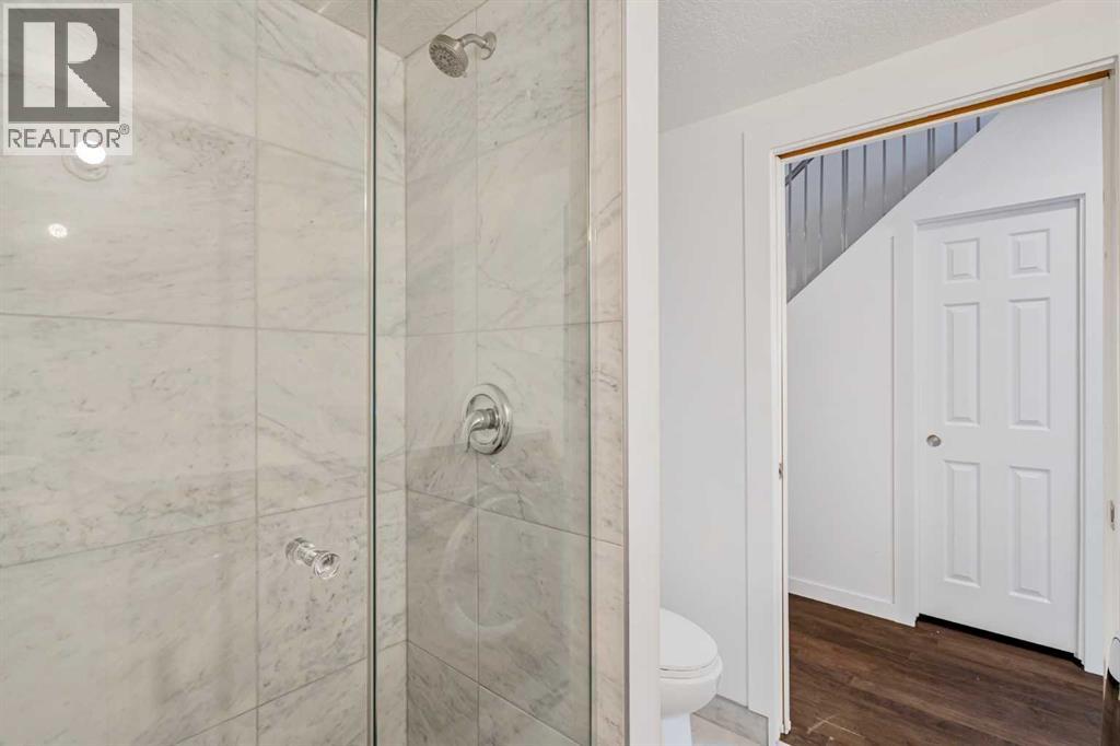 5503 Strathcona Hill Sw, Calgary, Alberta  T3H 1S2 - Photo 38 - A2251494