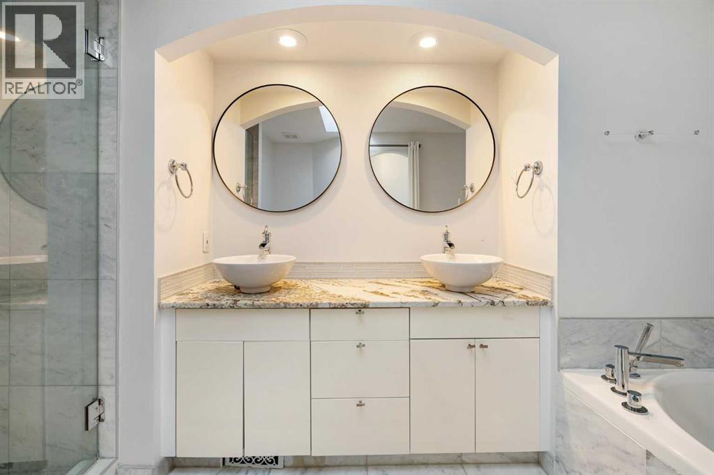 5503 Strathcona Hill Sw, Calgary, Alberta  T3H 1S2 - Photo 28 - A2251494