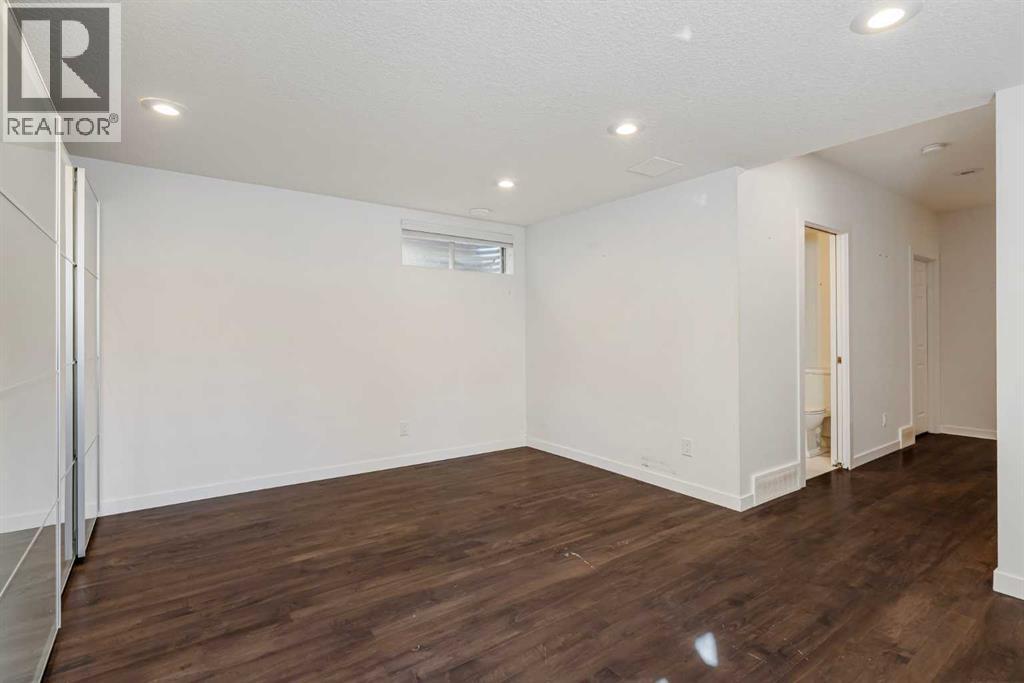 5503 Strathcona Hill Sw, Calgary, Alberta  T3H 1S2 - Photo 41 - A2251494