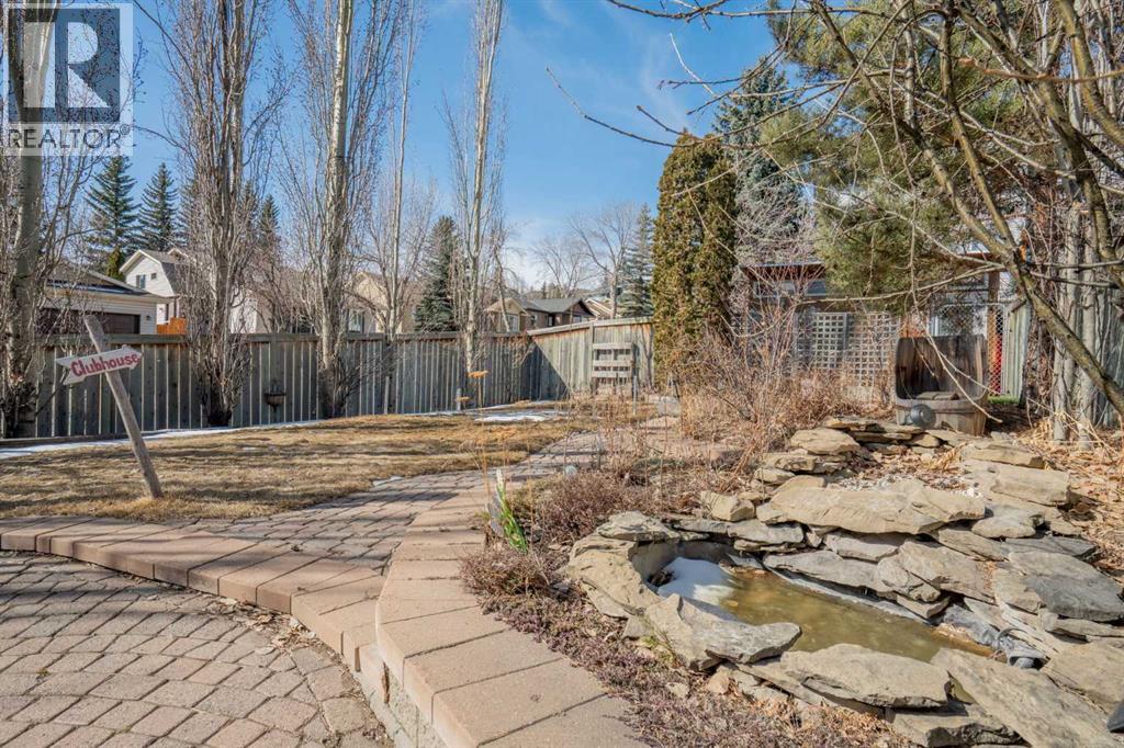 5503 Strathcona Hill Sw, Calgary, Alberta  T3H 1S2 - Photo 47 - A2251494