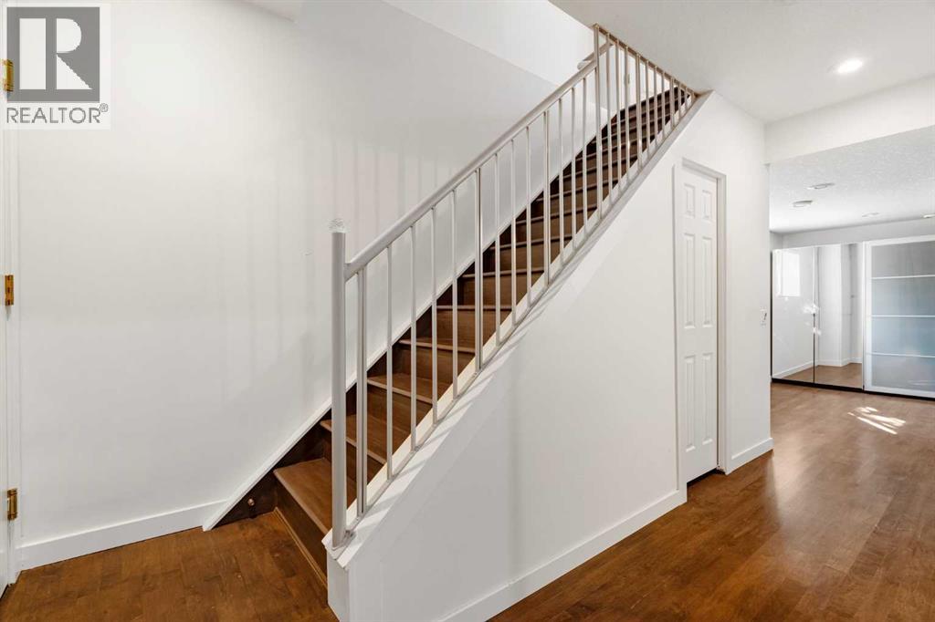 5503 Strathcona Hill Sw, Calgary, Alberta  T3H 1S2 - Photo 36 - A2251494
