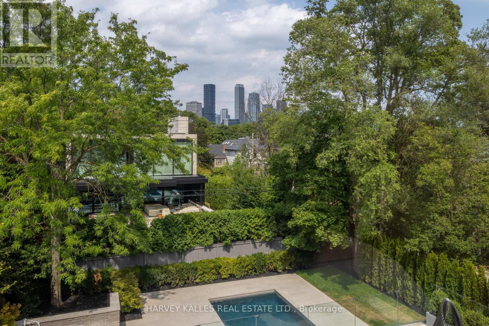 211 Dunvegan Road, Toronto (Forest Hill South), Ontario  M5P 2P3 - Photo 18 - C12424722