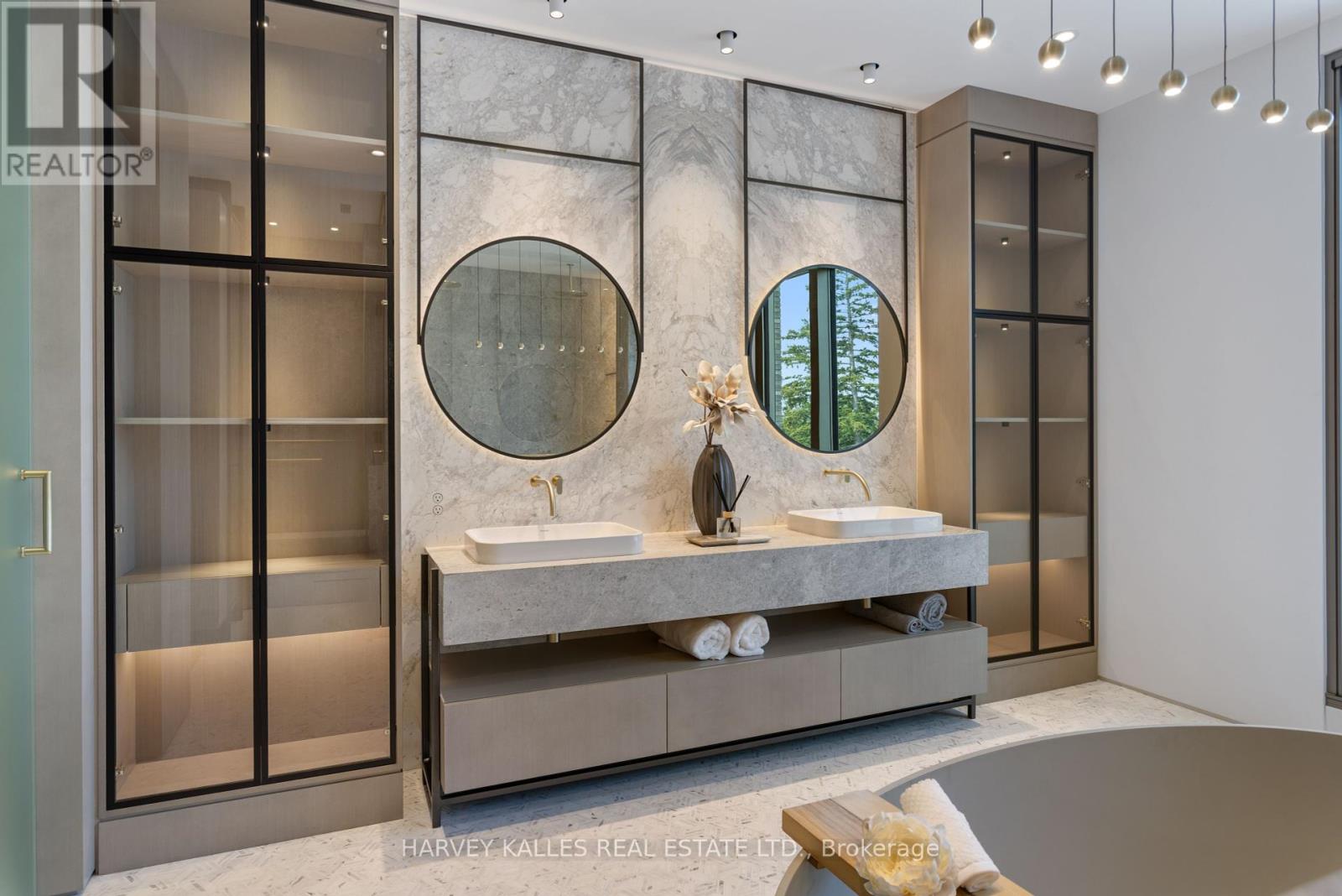 211 Dunvegan Road, Toronto (Forest Hill South), Ontario  M5P 2P3 - Photo 20 - C12424722