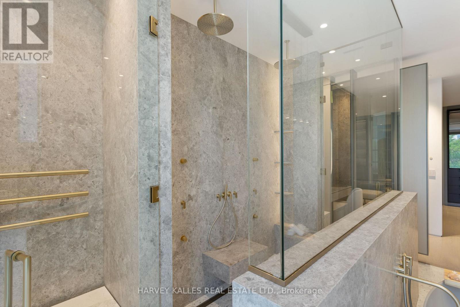211 Dunvegan Road, Toronto (Forest Hill South), Ontario  M5P 2P3 - Photo 21 - C12424722