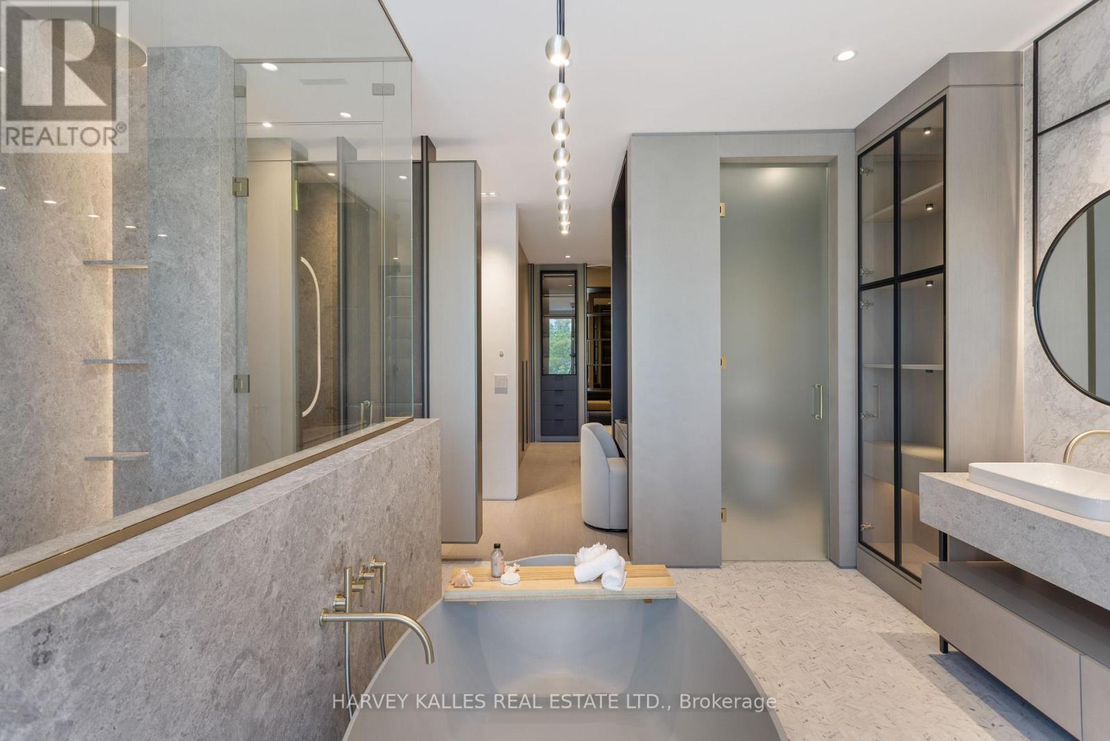 211 Dunvegan Road, Toronto (Forest Hill South), Ontario  M5P 2P3 - Photo 22 - C12424722