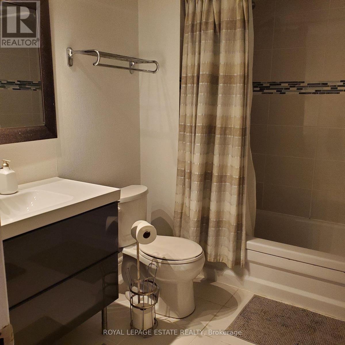 Th1 - 73 Upper Canada Drive, Toronto (St. Andrew-Windfields), Ontario  M2P 2A2 - Photo 16 - C12424747