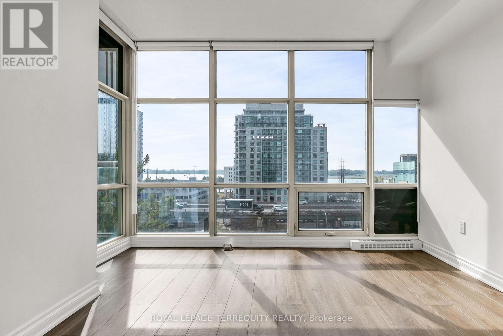 709 - 35 Mariner Terrace, Toronto (Waterfront Communities), Ontario  M5V 3V9 - Photo 20 - C12424748