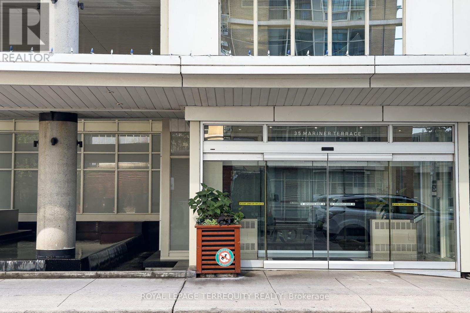 709 - 35 Mariner Terrace, Toronto (Waterfront Communities), Ontario  M5V 3V9 - Photo 46 - C12424748