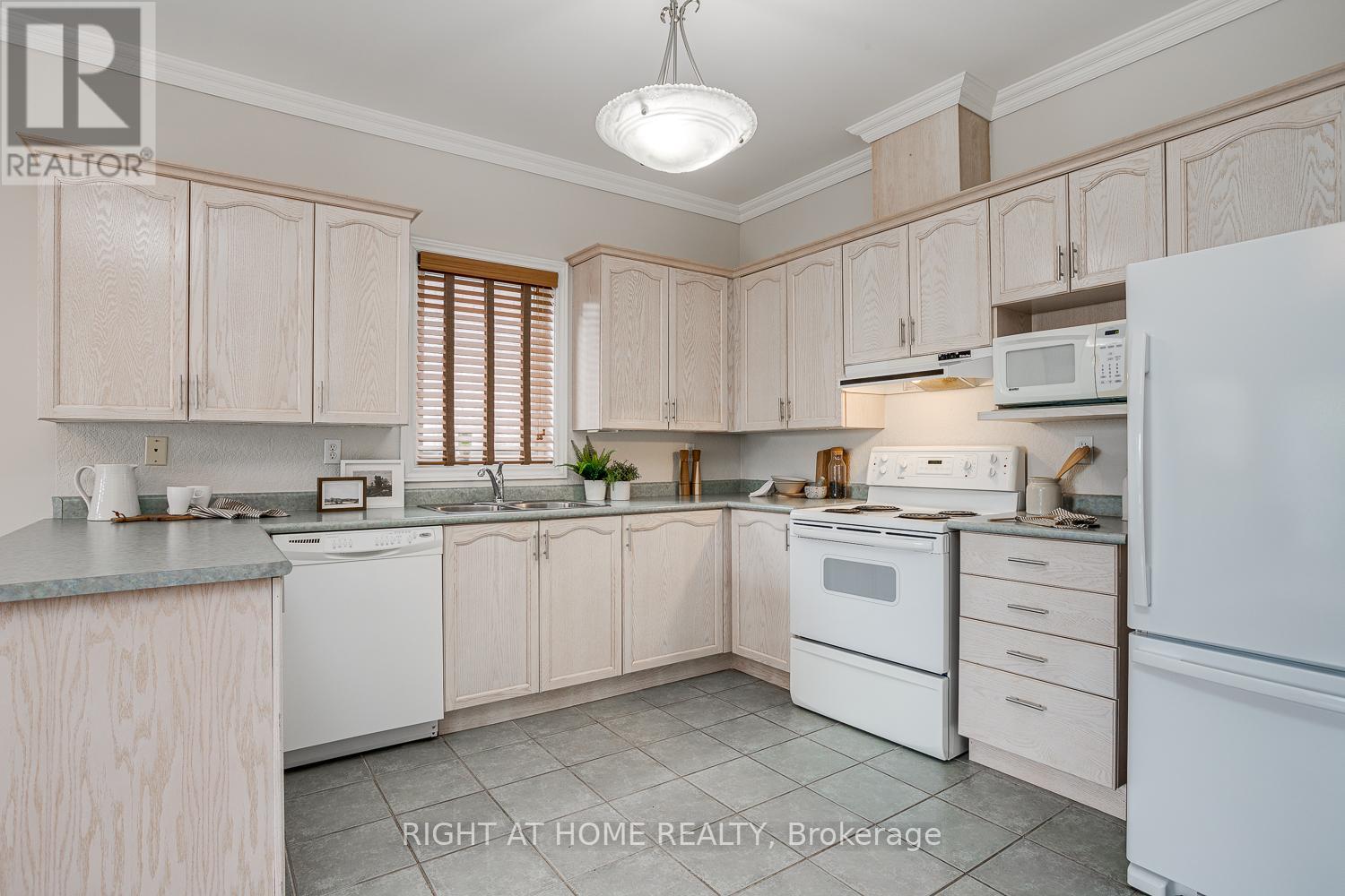 100 Earl Cuddie Boulevard, Scugog (Port Perry), Ontario  L9L 1T3 - Photo 10 - E12424716