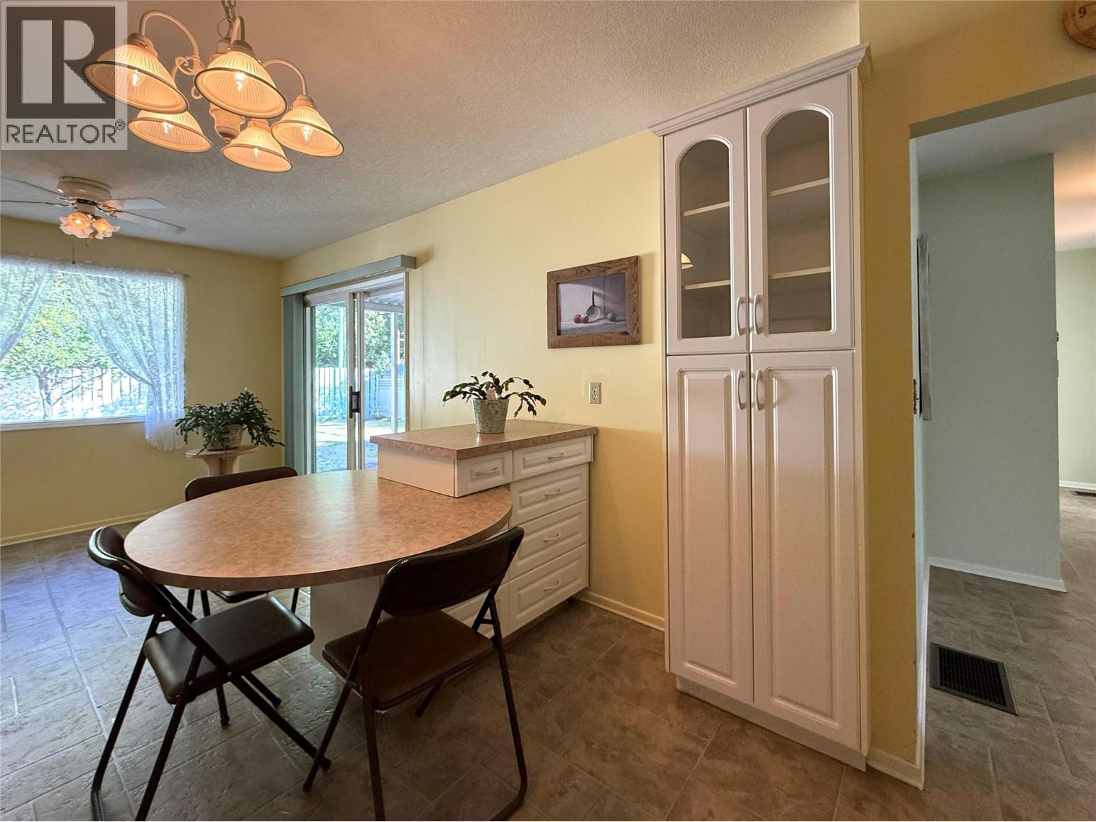 866 Rotary Drive, Kimberley, British Columbia  V1A 1E6 - Photo 9 - 10363250