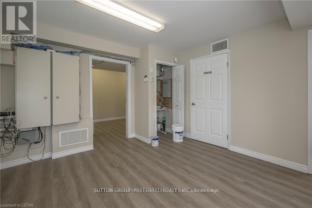 782 Industrial Road, London East, Ontario  N5V 3N2 - Photo 10 - X12424831