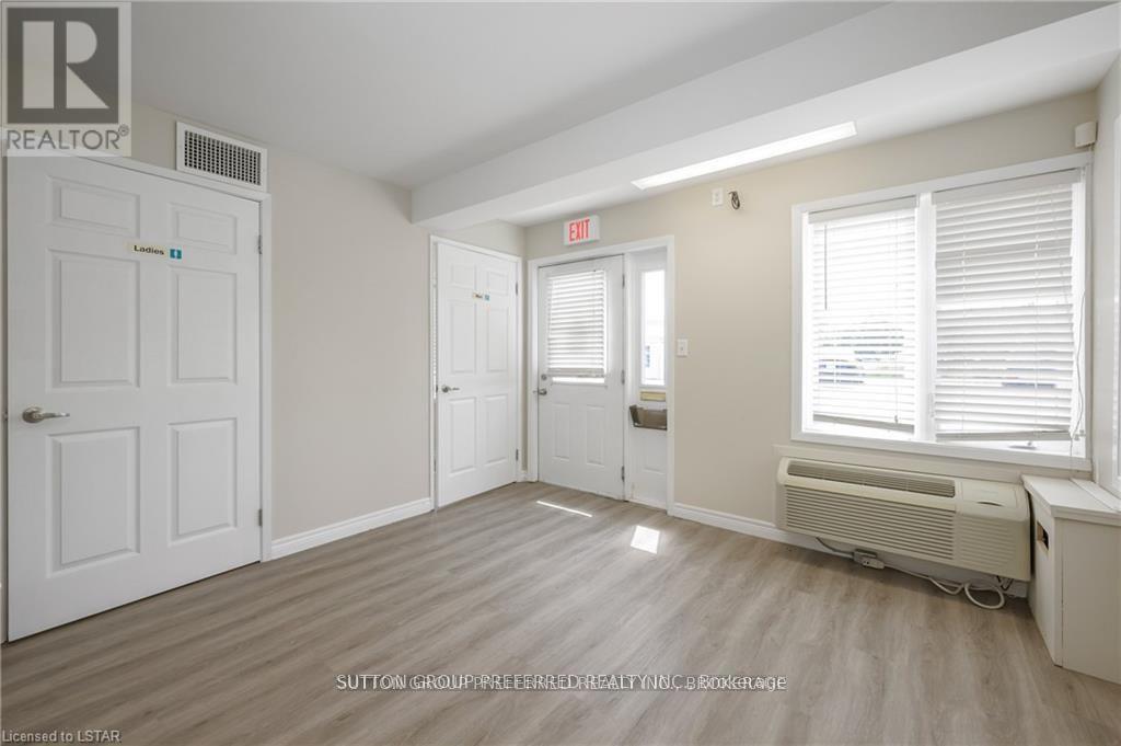782 Industrial Road, London East, Ontario  N5V 3N2 - Photo 11 - X12424831