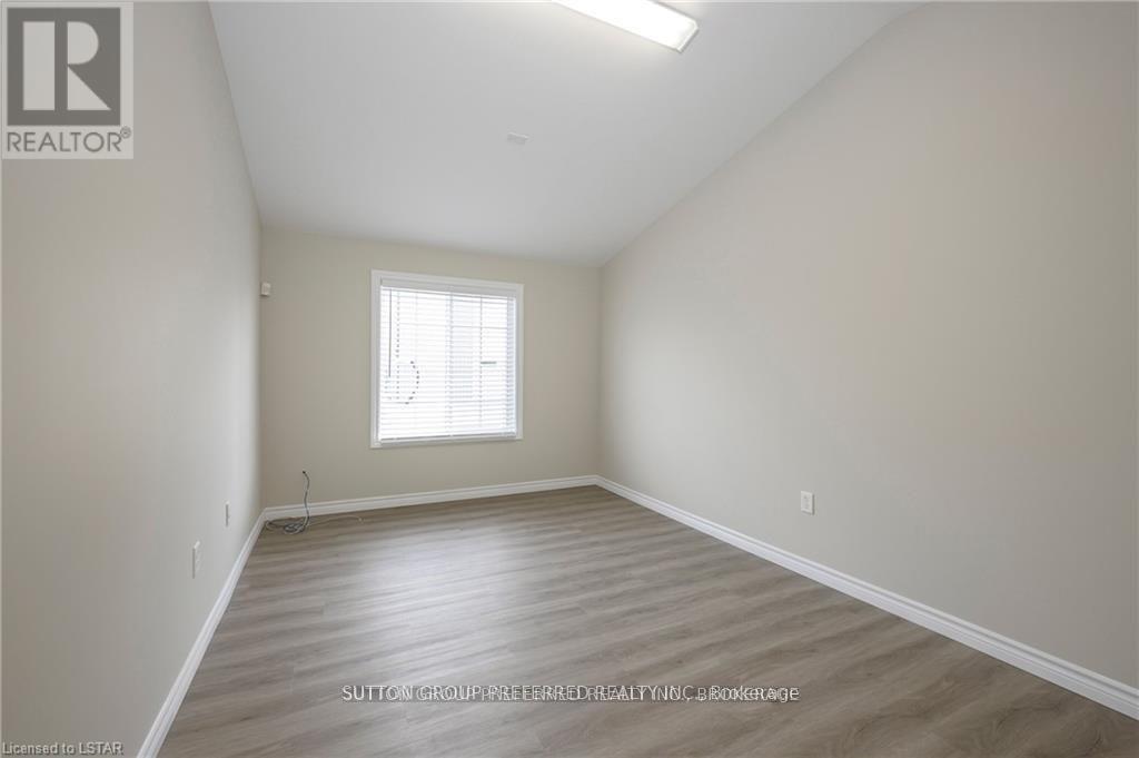 782 Industrial Road, London East, Ontario  N5V 3N2 - Photo 21 - X12424831