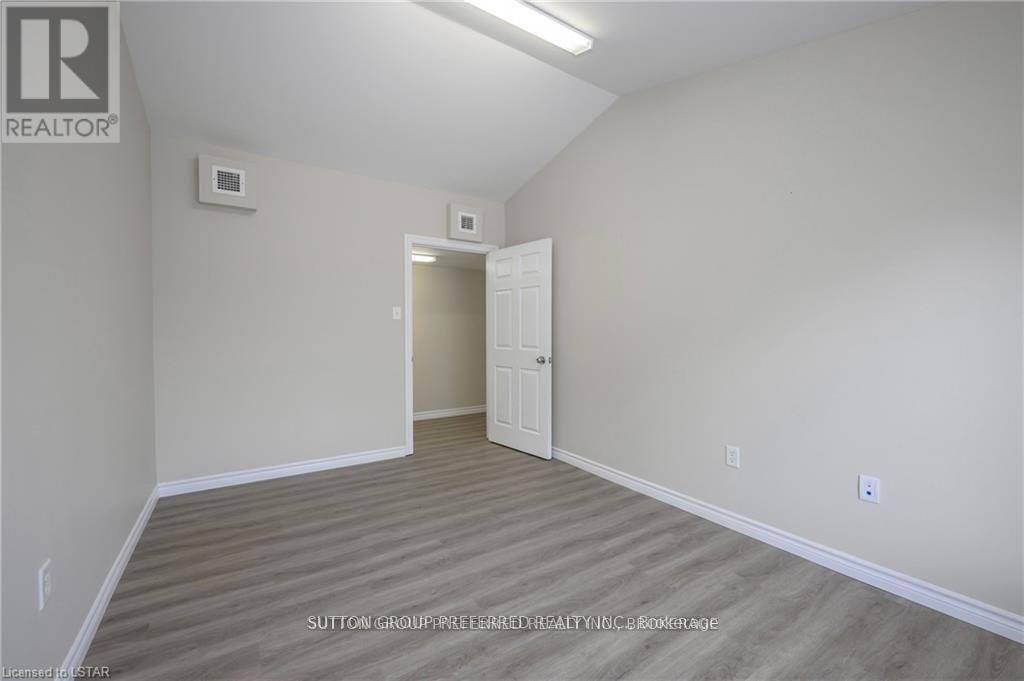 782 Industrial Road, London East, Ontario  N5V 3N2 - Photo 22 - X12424831