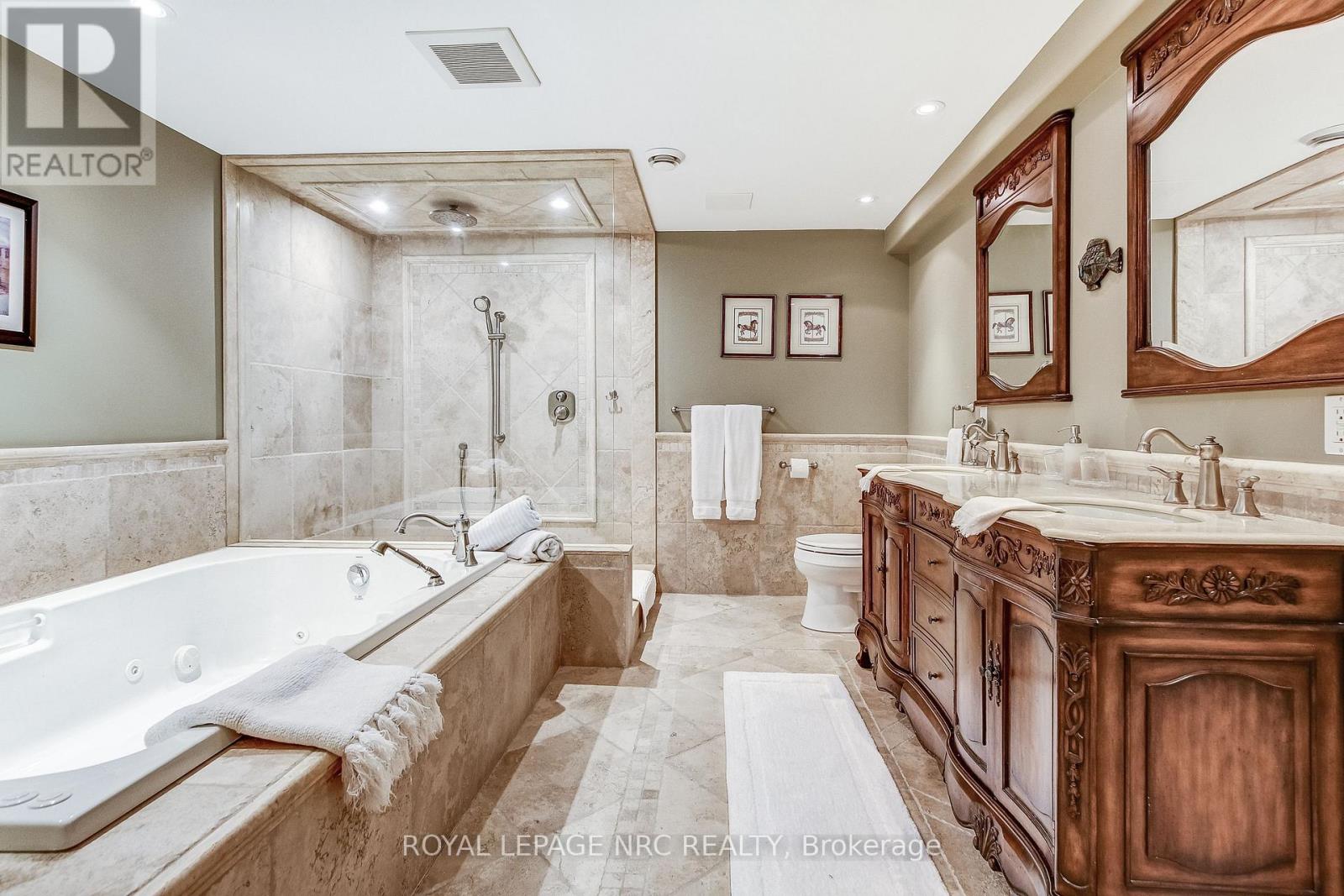 6725 Domenic Crescent, Niagara Falls, Ontario  L2J 4L5 - Photo 30 - X12298461