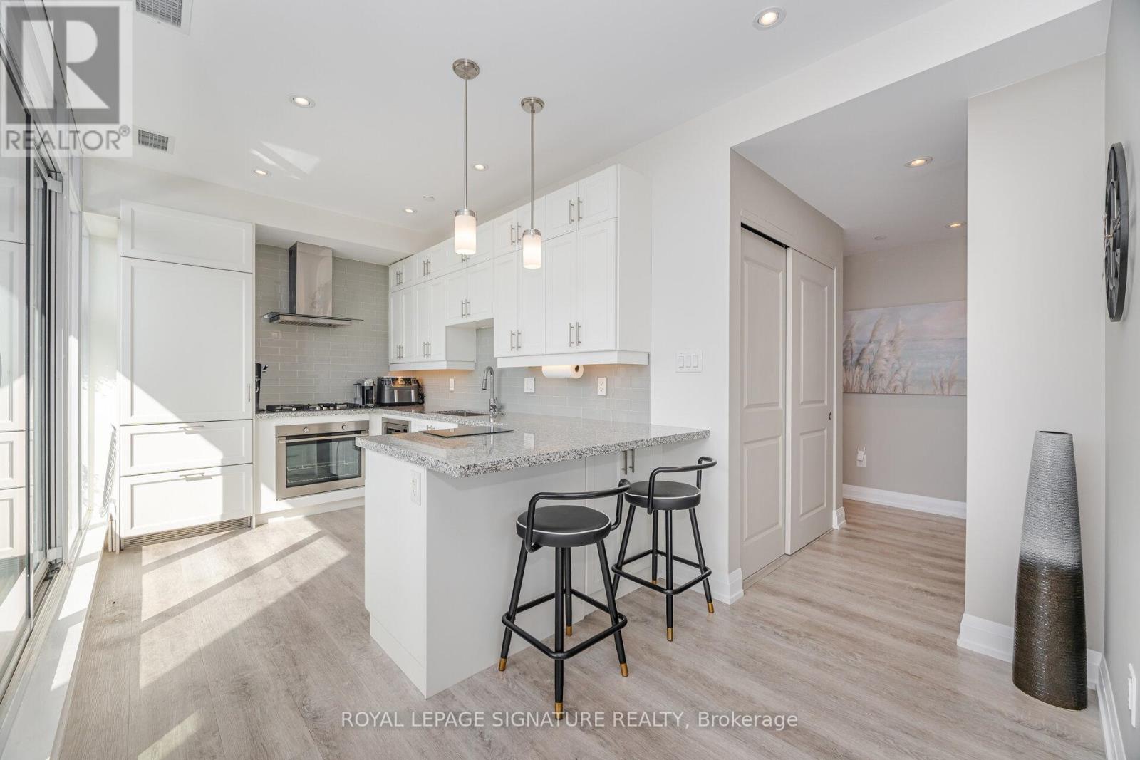502 - 200 Woodbine Avenue, Toronto, Ontario  M4L 3P2 - Photo 9 - E12386969