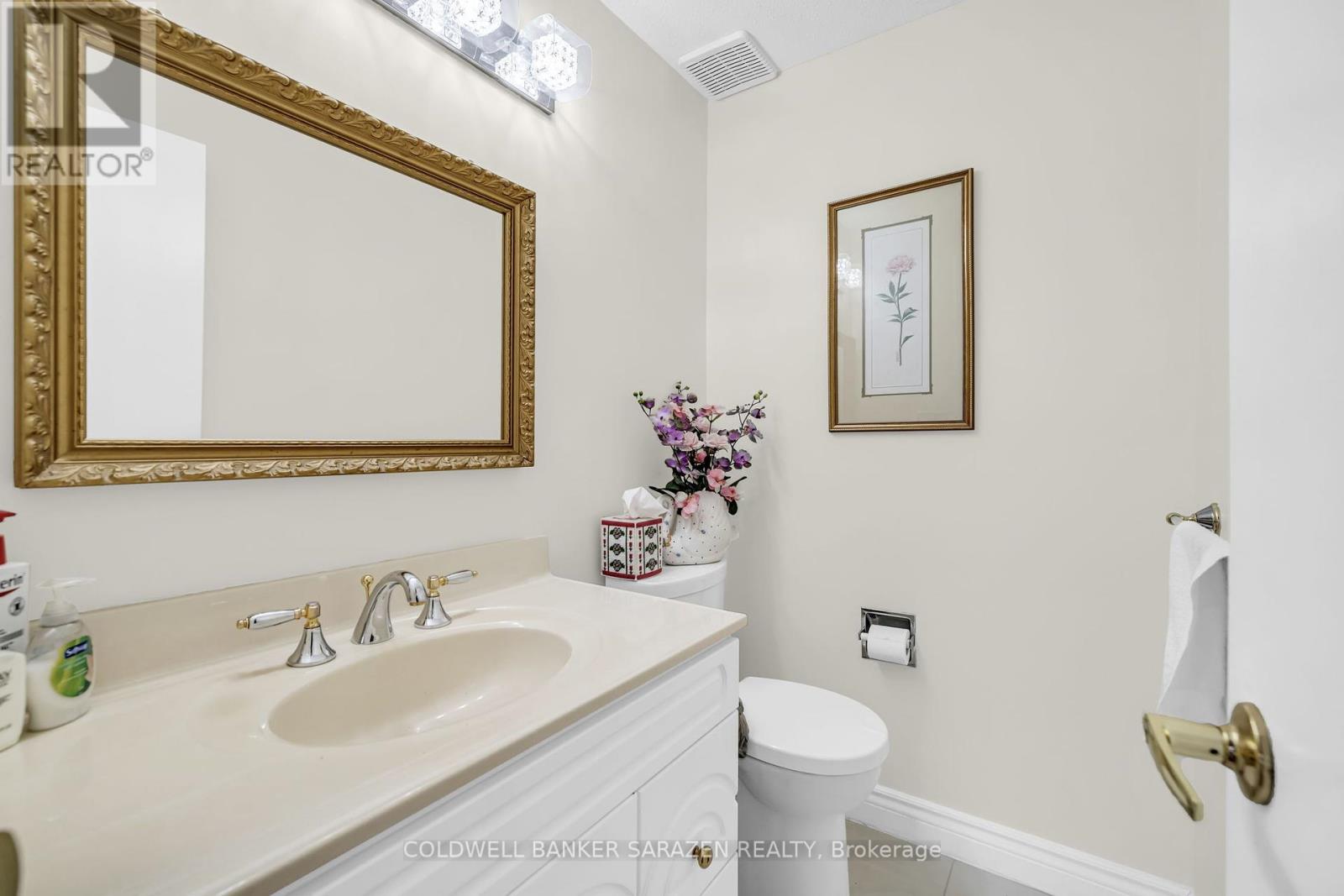 125 Lanark Avenue, Ottawa, Ontario  K1Z 8P6 - Photo 10 - X12121371