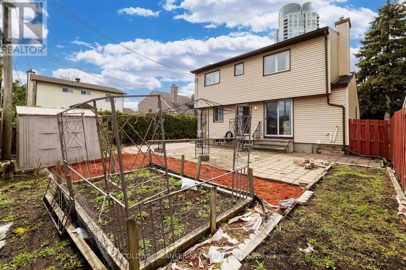 125 Lanark Avenue, Ottawa, Ontario  K1Z 8P6 - Photo 37 - X12121371