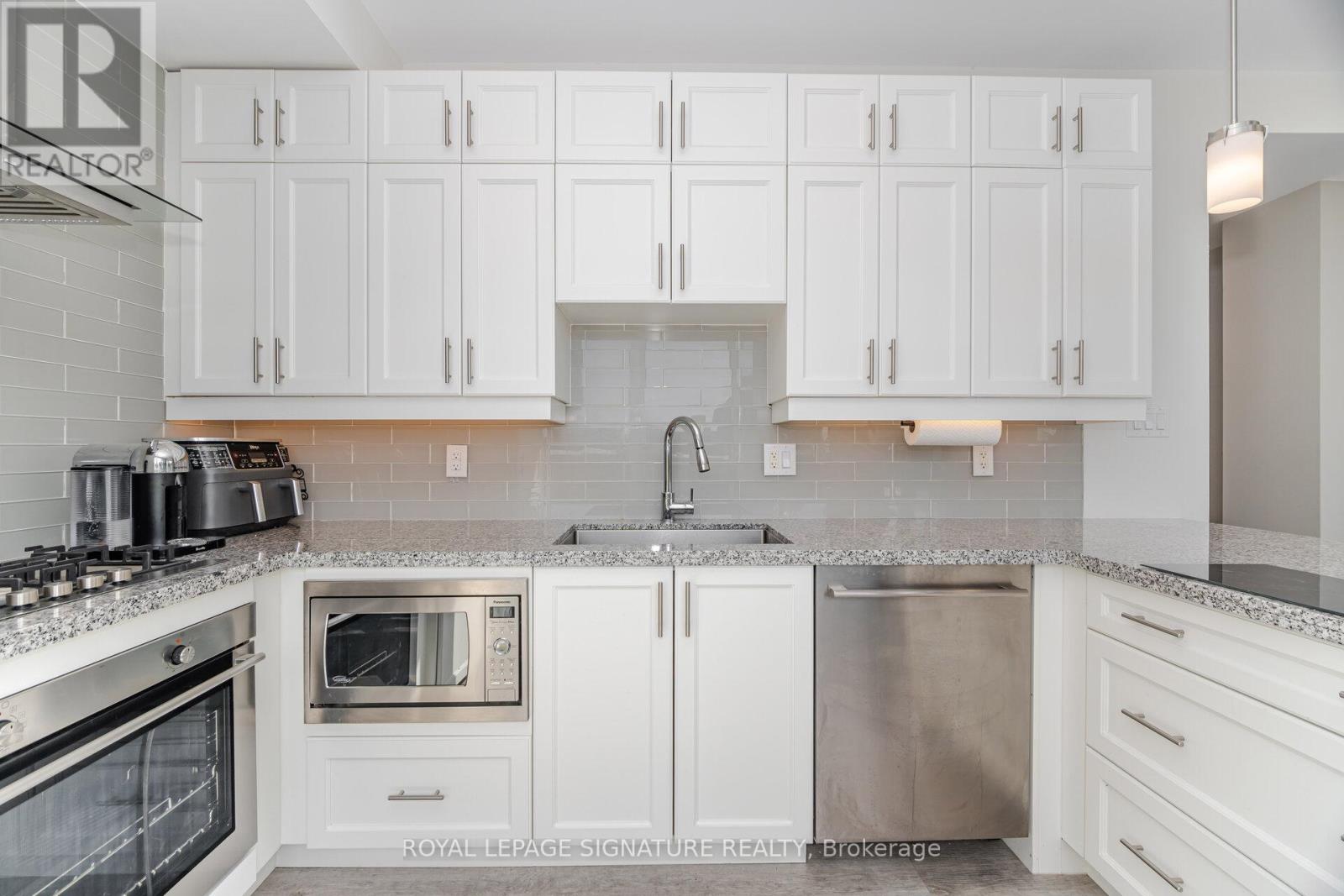 502 - 200 Woodbine Avenue, Toronto, Ontario  M4L 3P2 - Photo 10 - E12386969