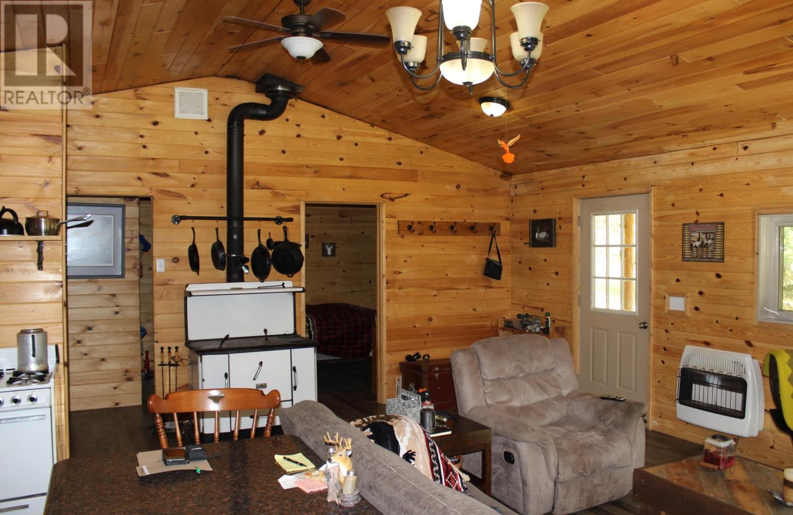 Pcl 19648 Southerland 1 Rd, Pinewood, Ontario  P0W 1K0 - Photo 22 - TB252976