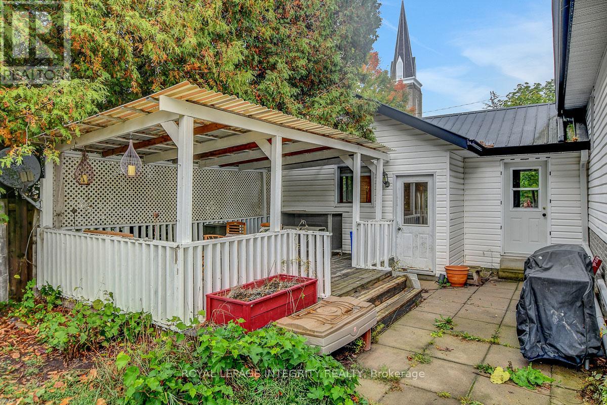 34 Bennett Street, Edwardsburgh/cardinal, Ontario  K0E 1X0 - Photo 40 - X12424838