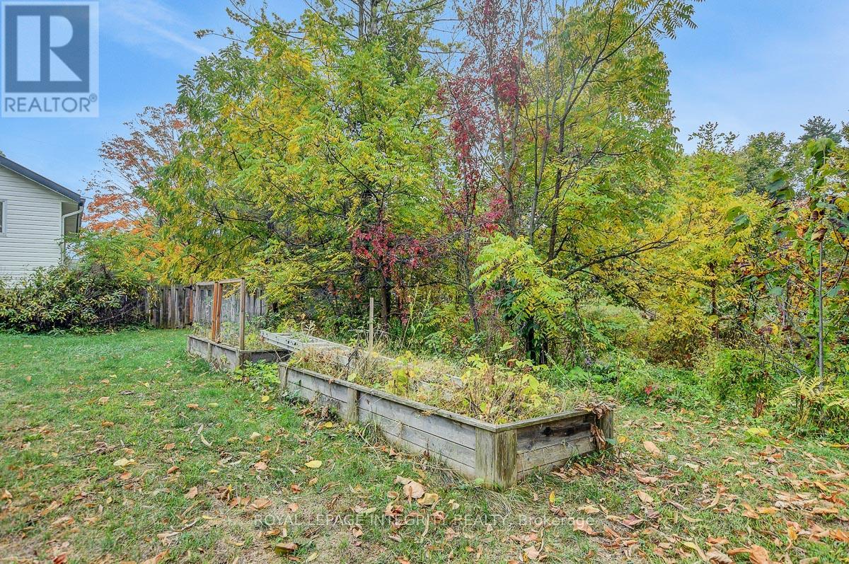 34 Bennett Street, Edwardsburgh/cardinal, Ontario  K0E 1X0 - Photo 44 - X12424838