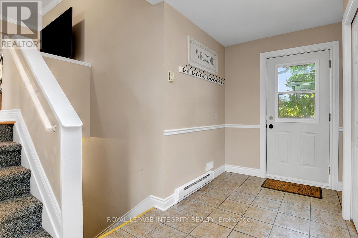 34 Bennett Street, Edwardsburgh/cardinal, Ontario  K0E 1X0 - Photo 7 - X12424838