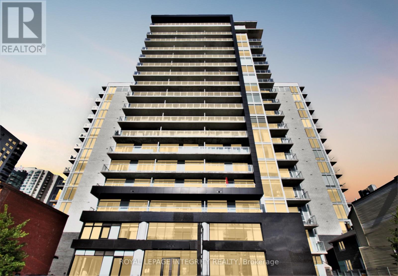 808 - 255 BAY STREET, Ottawa, Ontario