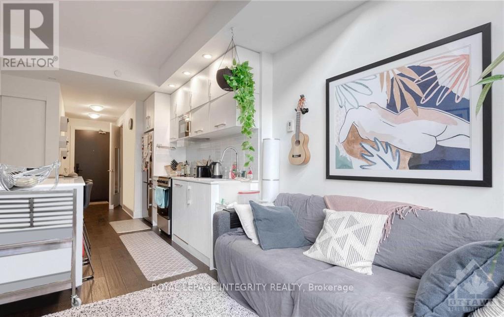 808 - 255 Bay Street, Ottawa, Ontario  K1R 0C5 - Photo 11 - X12424880