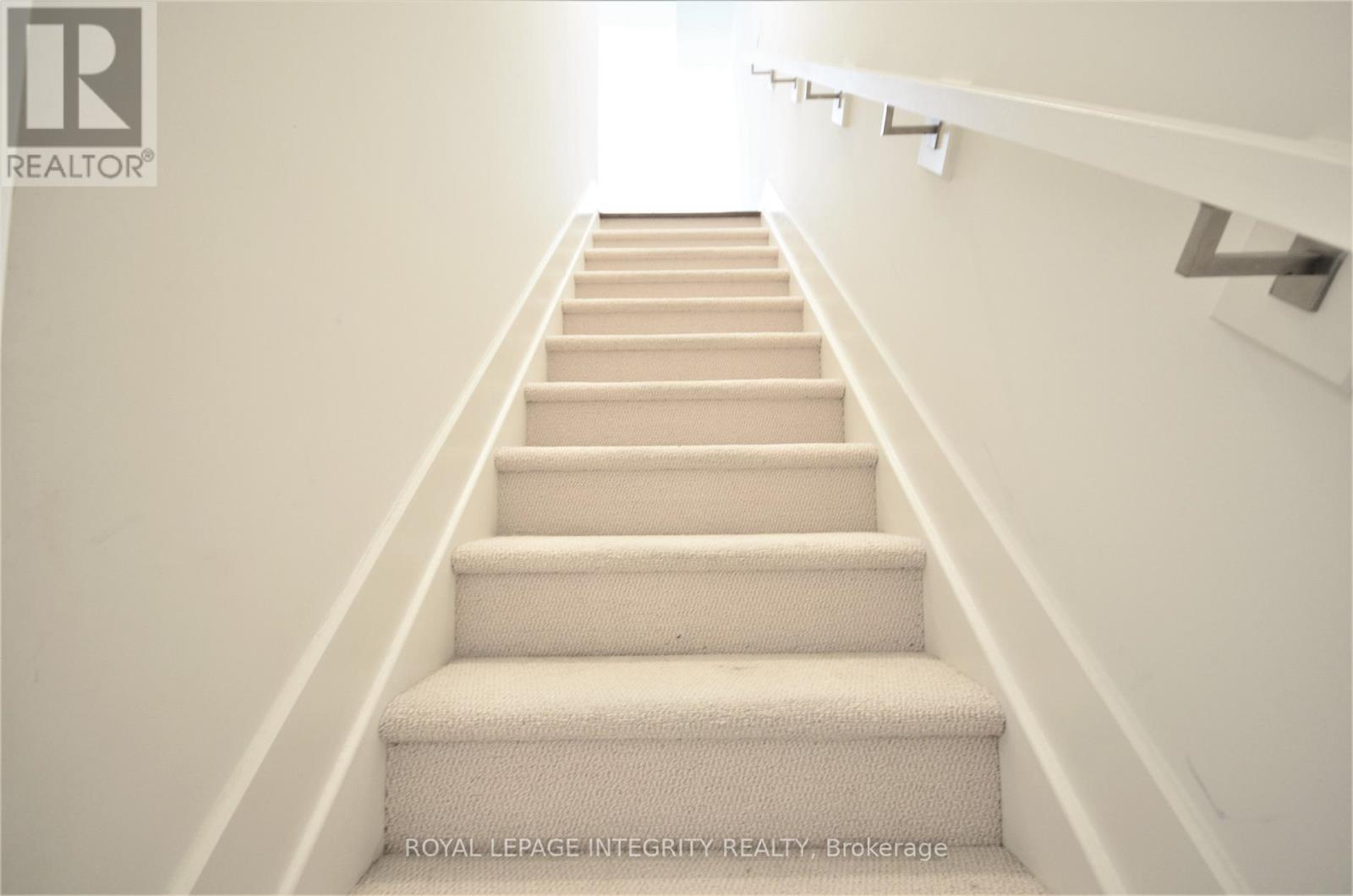 808 - 255 Bay Street, Ottawa, Ontario  K1R 0C5 - Photo 15 - X12424880