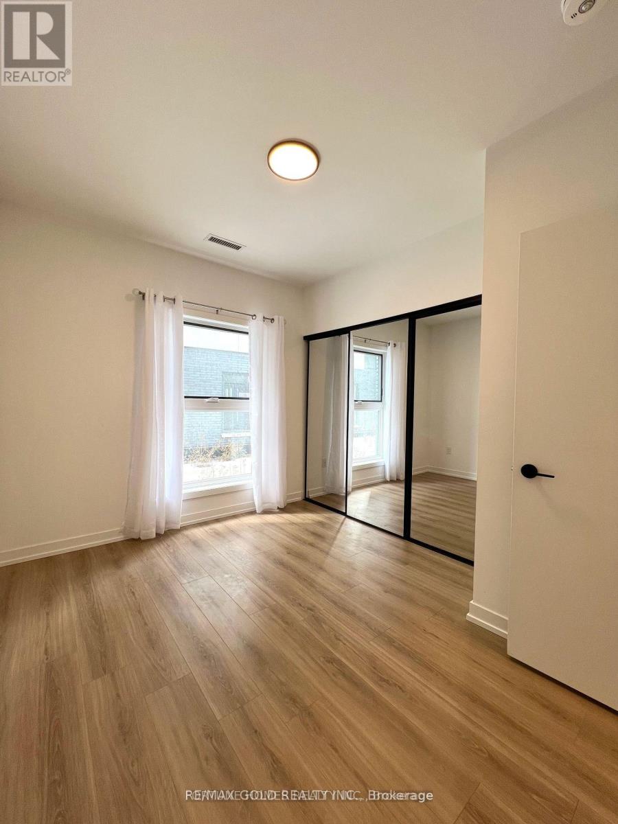 8 - 30 Lagerfeld Drive, Brampton, Ontario  L7A 5L5 - Photo 11 - W12424735