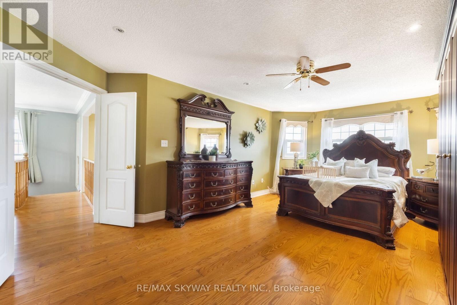 57 Banington Crescent, Brampton, Ontario  L7A 1G3 - Photo 23 - W12424765