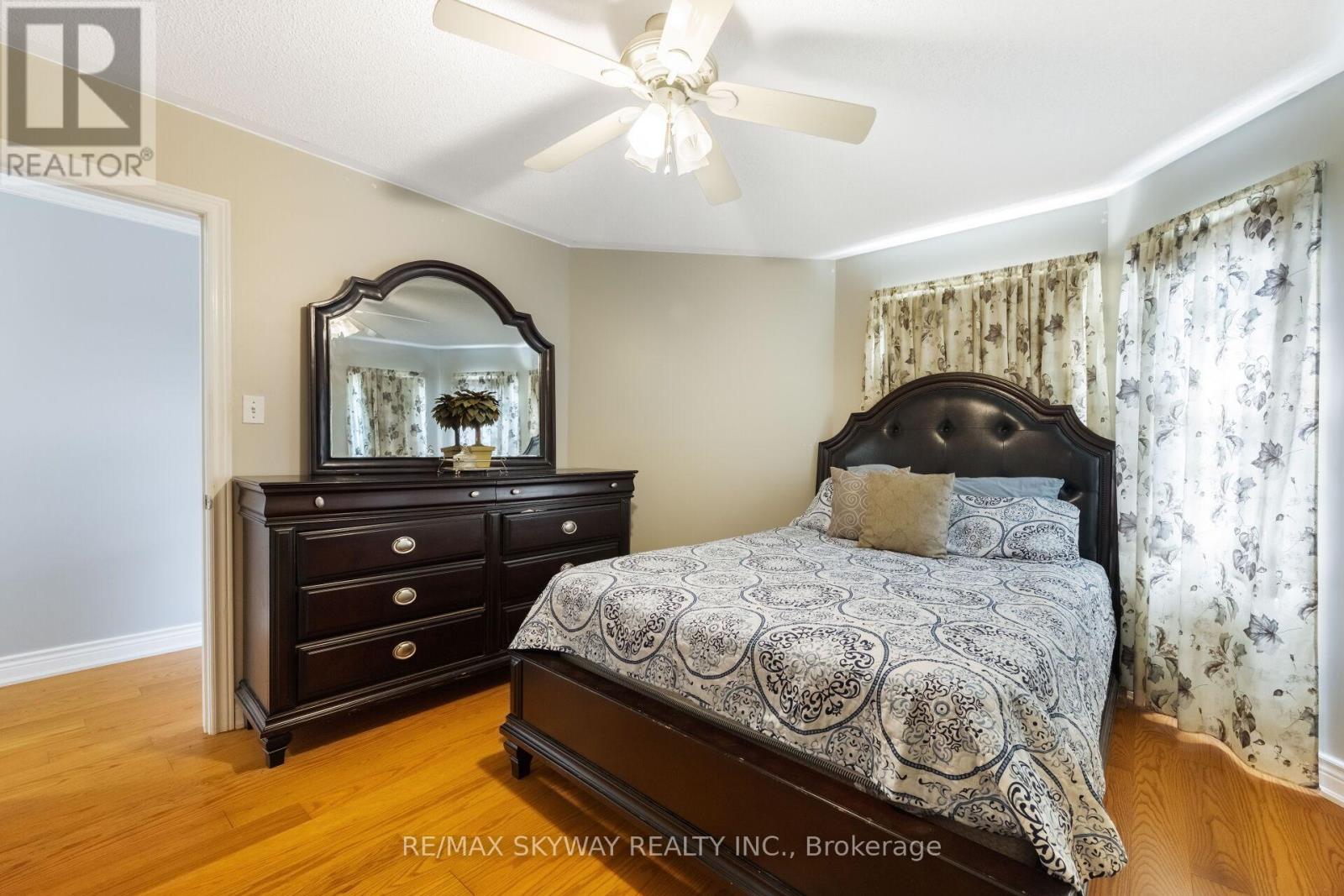 57 Banington Crescent, Brampton, Ontario  L7A 1G3 - Photo 31 - W12424765