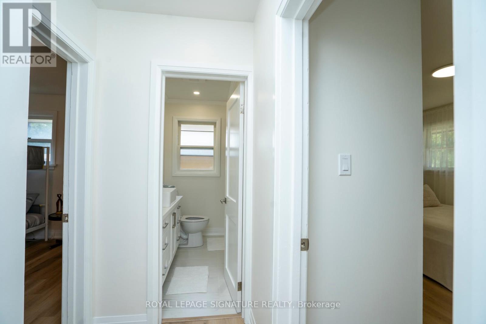 61 Broadmoor Avenue, Kitchener, Ontario  N2C 1Y6 - Photo 16 - X12424356