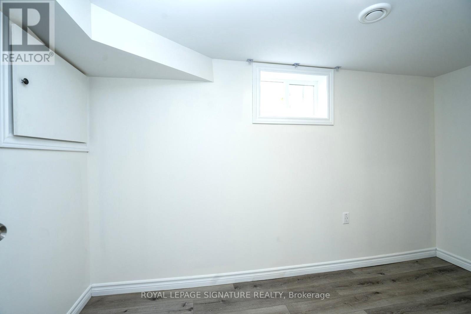 61 Broadmoor Avenue, Kitchener, Ontario  N2C 1Y6 - Photo 25 - X12424356