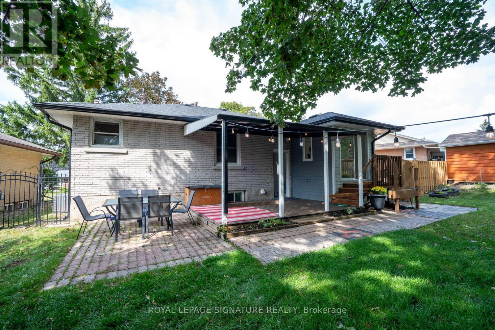 61 Broadmoor Avenue, Kitchener, Ontario  N2C 1Y6 - Photo 31 - X12424356