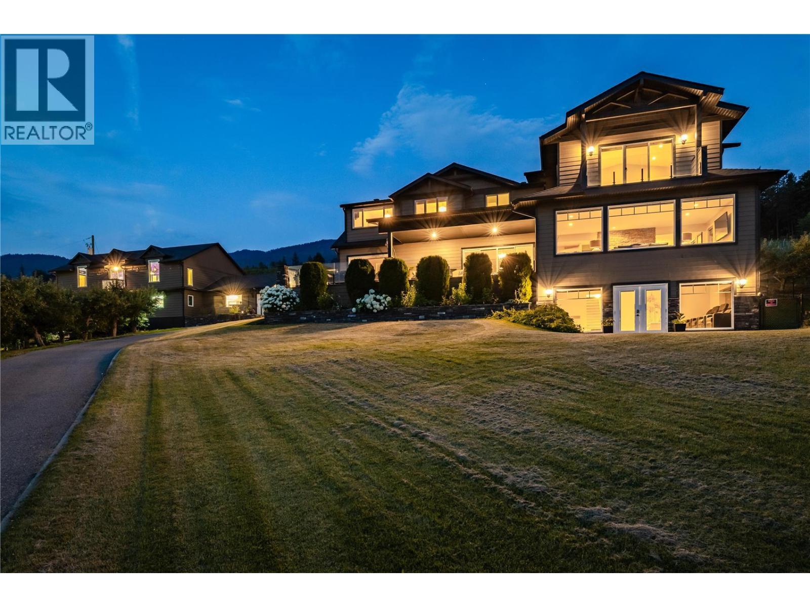 4511 Crawford Road Lake Country Photo 6