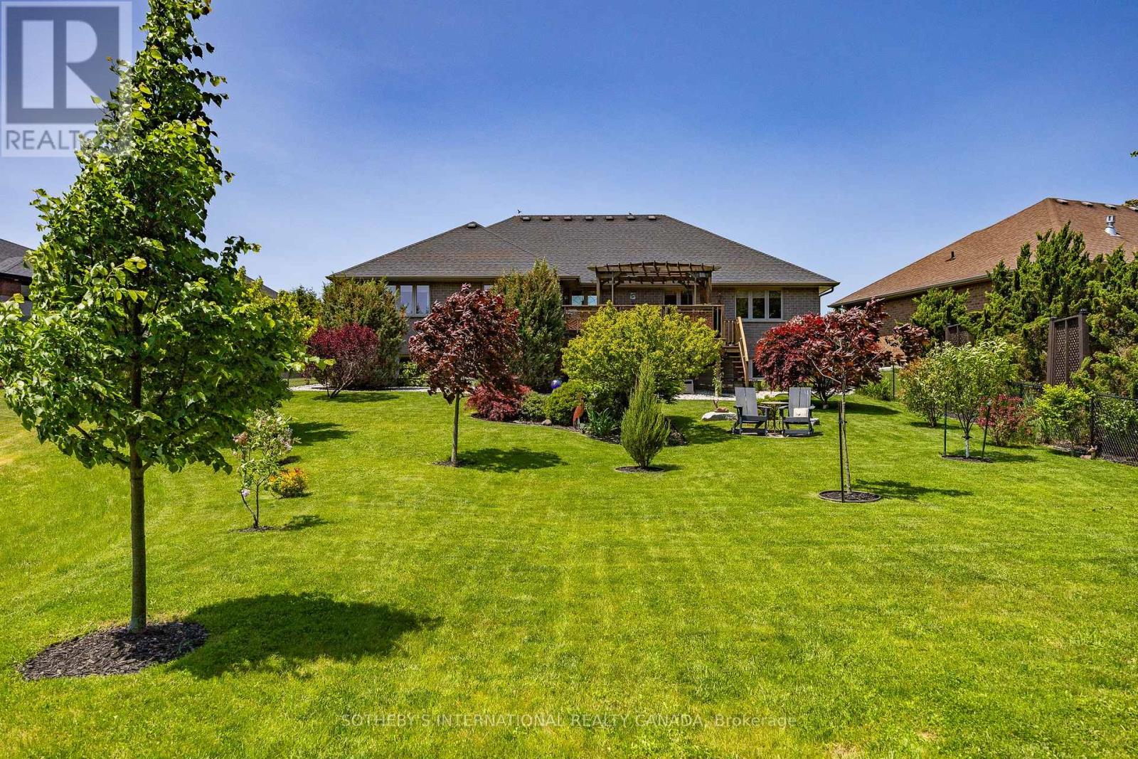 25 Birch Avenue, Norfolk (Port Dover), Ontario  N0A 1N6 - Photo 45 - X12424723