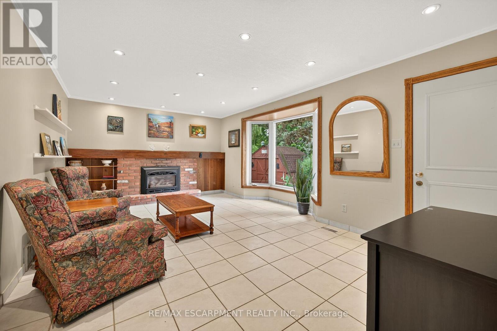 36 Blanche Court, Hamilton, Ontario  L8K 3P3 - Photo 16 - X12424745