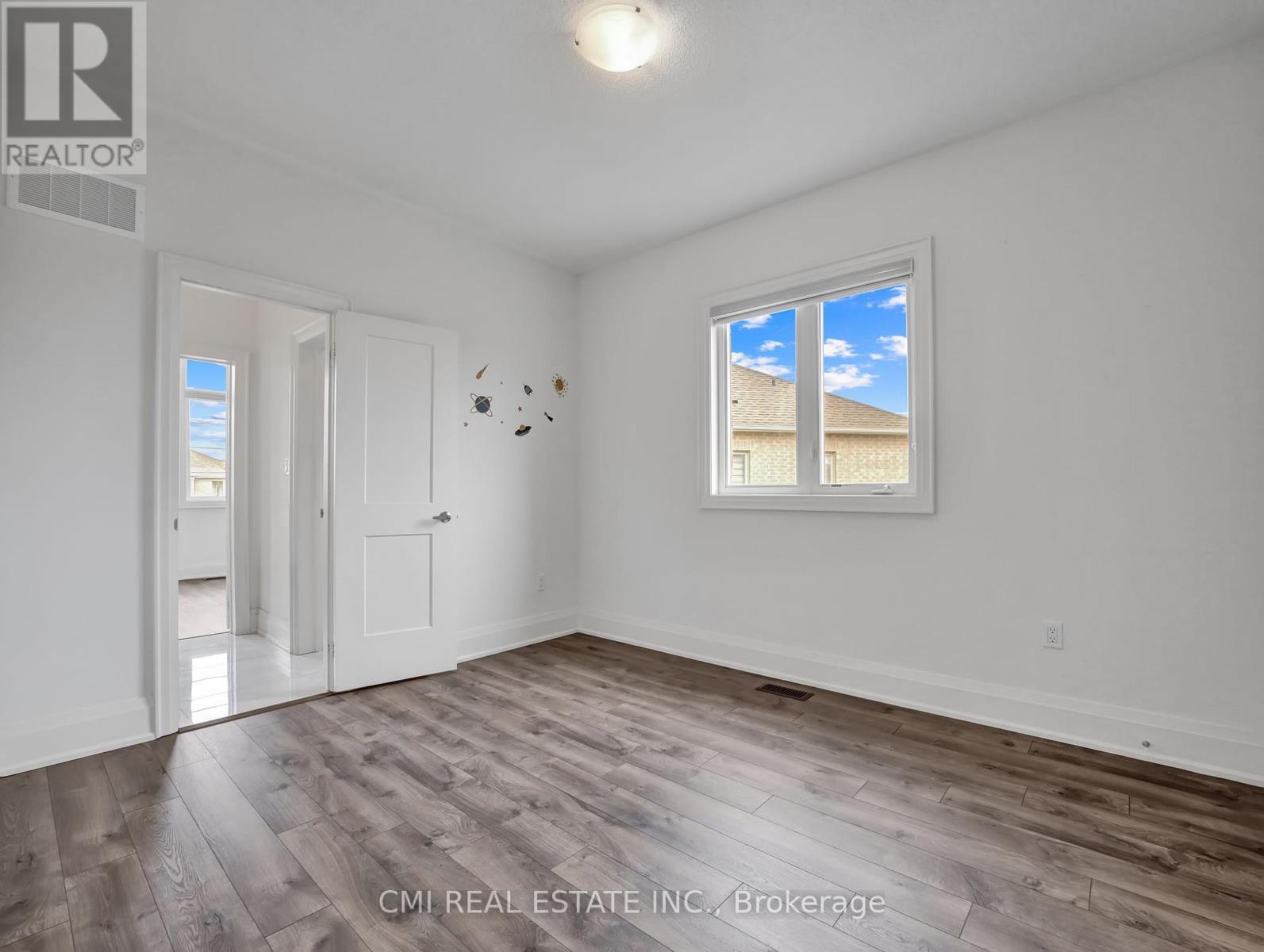205 Agro Street, Hamilton, Ontario  L8B 1X7 - Photo 26 - X12424767