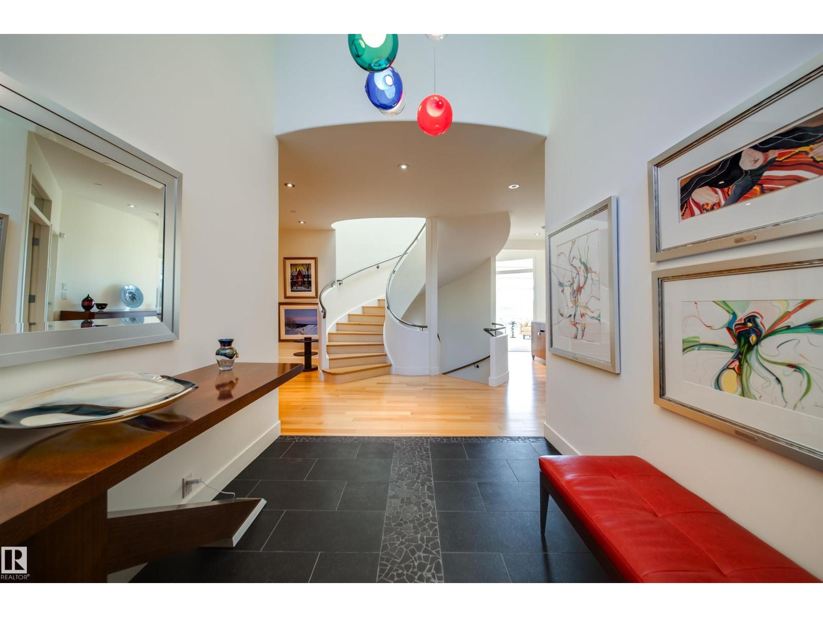 28 Riverside Cr Nw, Edmonton, Alberta  T5N 3M5 - Photo 12 - E4457450