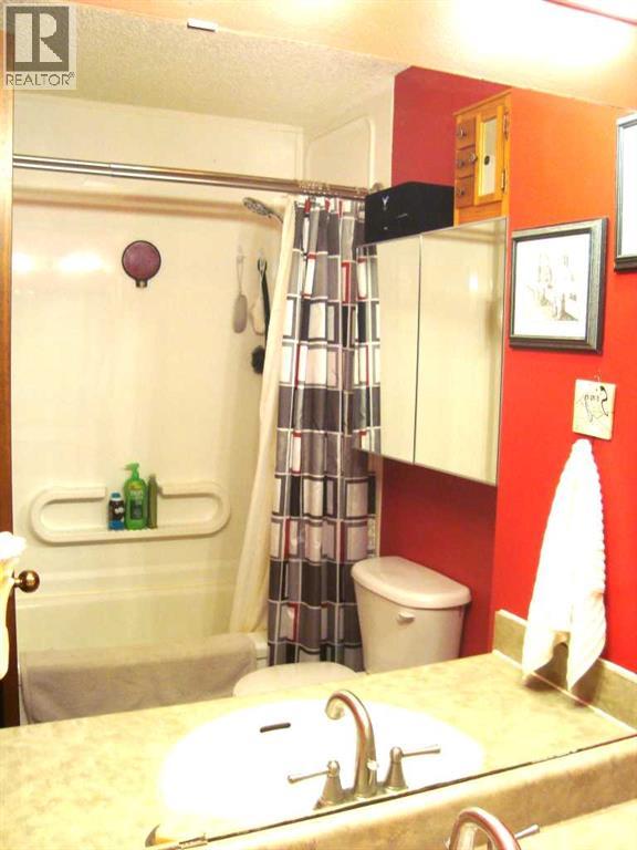 340032 Rge. Rd. 24-5, Rural Kneehill County, Alberta  T0M 2C0 - Photo 33 - A2255314