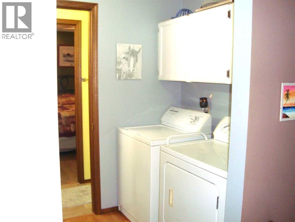 340032 Rge. Rd. 24-5, Rural Kneehill County, Alberta  T0M 2C0 - Photo 30 - A2255314