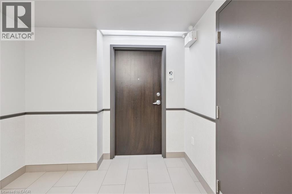 776 Laurelwood Drive Unit# 307, Waterloo, Ontario  N2V 0A8 - Photo 2 - 40773038