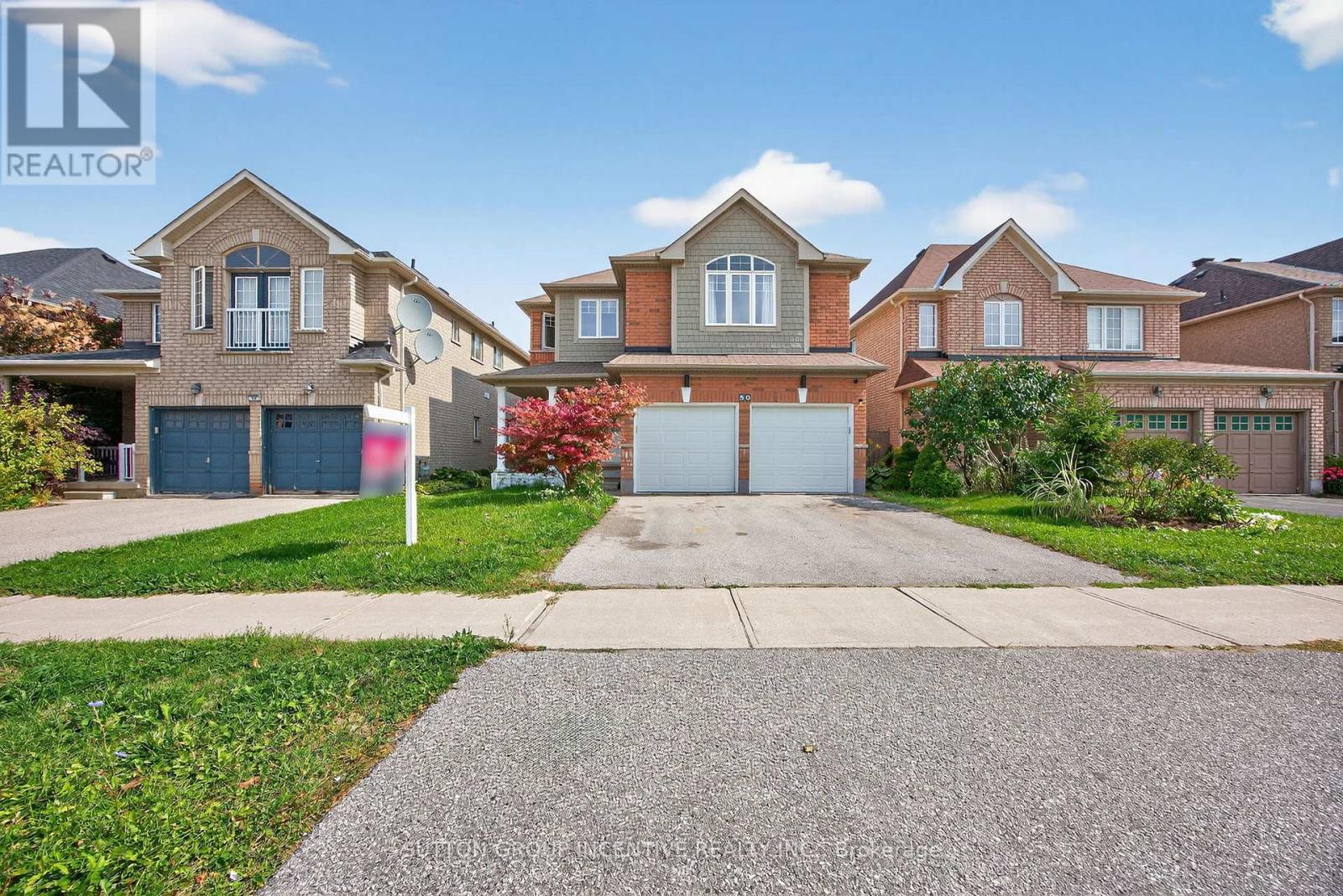 50 Tudor Crescent, Barrie, Ontario  L4M 0A8 - Photo 2 - S12412678