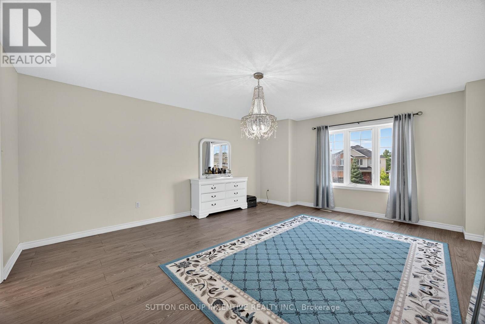 50 Tudor Crescent, Barrie, Ontario  L4M 0A8 - Photo 29 - S12412678