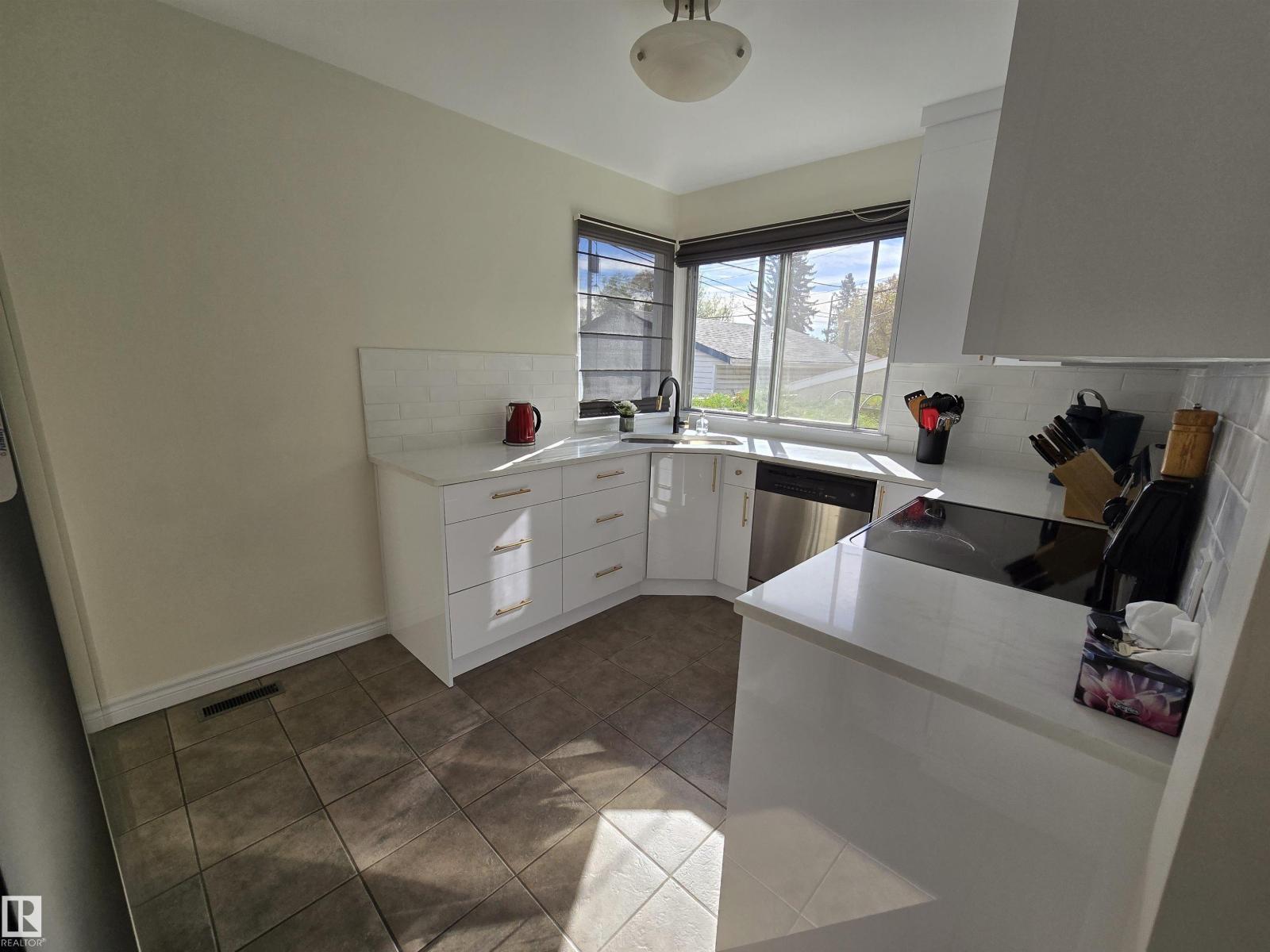 13207 109 Av Nw, Edmonton, Alberta  T5M 2G3 - Photo 14 - E4459278