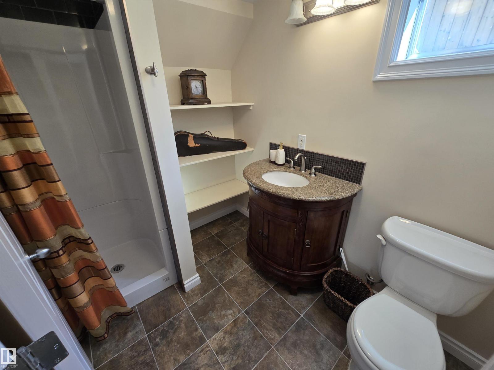 13207 109 Av Nw, Edmonton, Alberta  T5M 2G3 - Photo 35 - E4459278