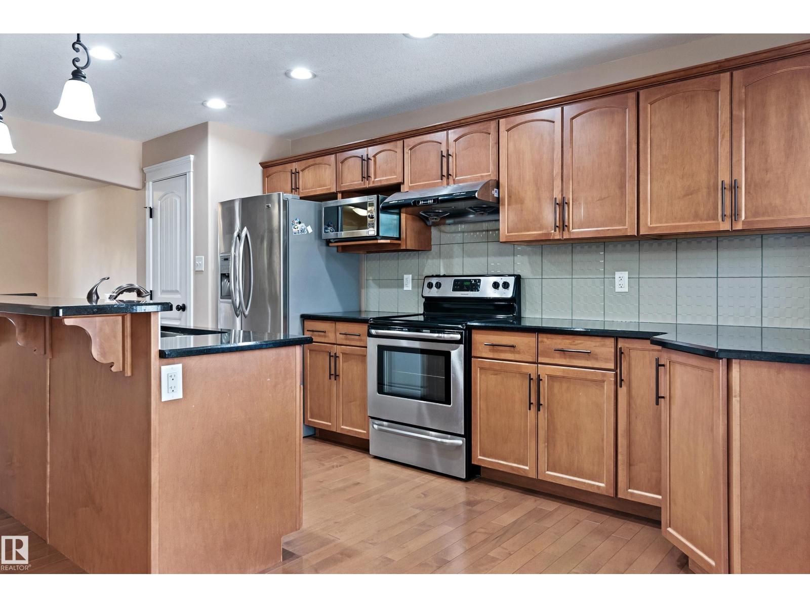283 Griesbach Rd Nw, Edmonton, Alberta  T5E 6S2 - Photo 11 - E4459279
